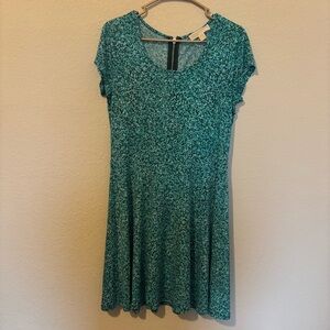 Michael Kors Green Teal Pattern Short-Sleeved Dress Zipper, Size Medium
